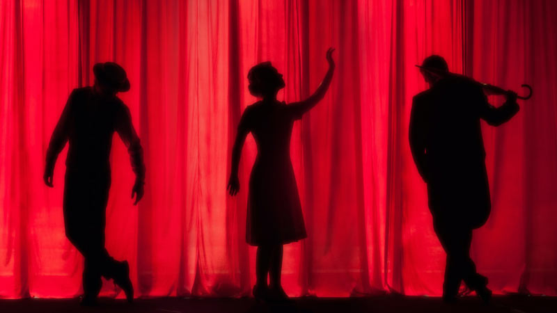 what-role-are-you-ploaying_Photo-by-Kyle-Head-on-Unsplash_actors-on-stage_sillouettes_ what role are you playing?_livejoy joy reads_Photo by Kyle Head on Unsplash